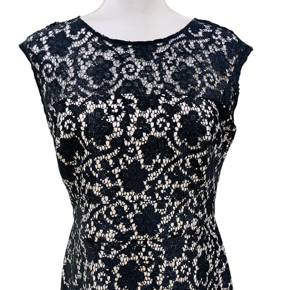 KAY UNGER $640 BLACK ILLUSION NECKLINE LACE EVENING GOWN LONG DRESS SIZE 10 - Picture 5 of 14